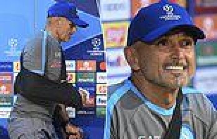sport news Napoli boss Luciano Spalletti FRACTURES his shoulder before Champions League ... trends now