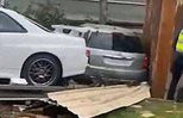 Thursday 15 September 2022 12:44 AM Australia's dumbest criminal? Thief crashes his $250,000 stolen car into cop ... trends now