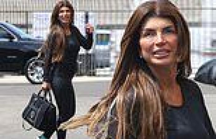 Monday 19 September 2022 01:11 AM Teresa Giudice oozes confidence in leggings and matching top after last ... trends now