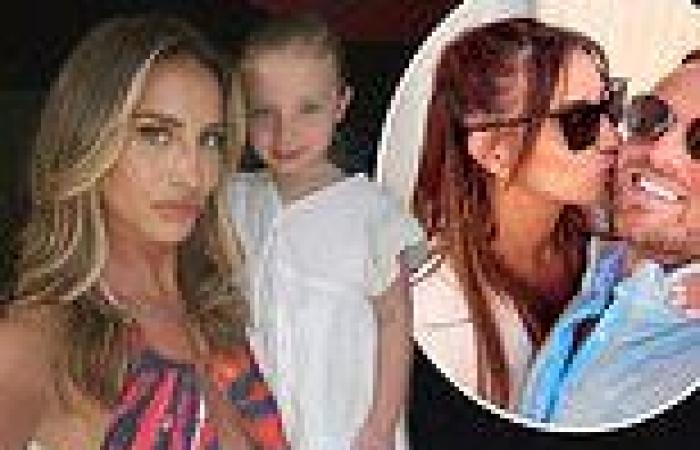 Tuesday 20 September 2022 05:05 PM Ferne McCann reveals she wants another baby before tying the knot with ... trends now