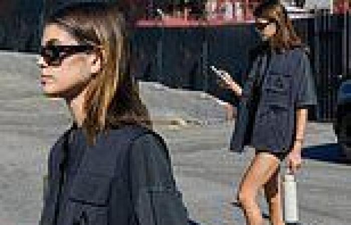 Friday 23 September 2022 10:56 PM Kaia Gerber leaves the gym looking cool in a pair of sunglasses, after ... trends now