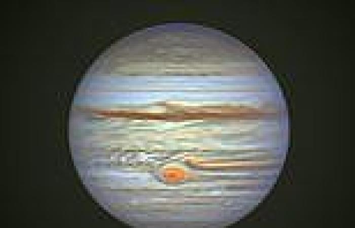 Friday 23 September 2022 12:53 PM Astrophotographer captures 'clearest ever image' of Jupiter looking like a ... trends now