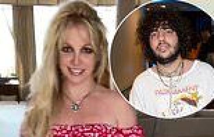 Sunday 25 September 2022 04:56 PM Britney Spears' Circus collaborator Benny Blanco reveals he is in talks with ... trends now