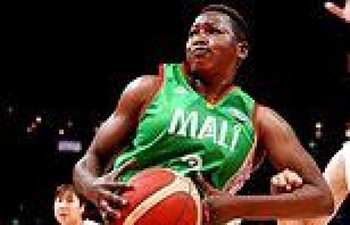 sport news Astonishing moment Mali teammates get into a brawl during Women's Basketball ... trends now