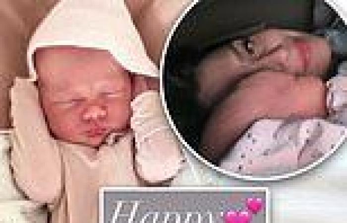 Wednesday 28 September 2022 04:29 AM 'Happy' Hilaria Baldwin snuggles with newborn daughter Ilaria in sweet ... trends now