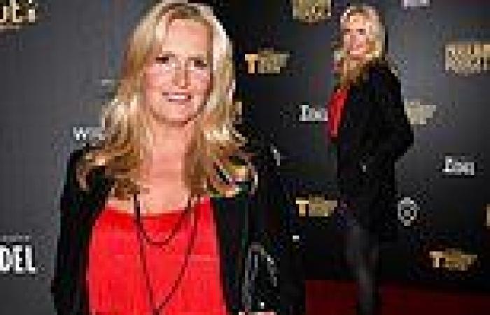 Friday 30 September 2022 09:08 AM Penny Lancaster dons a fringed red mini dress as she leads the glam at the ... trends now