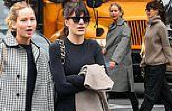 Saturday 1 October 2022 11:33 PM Jennifer Lawrence and Camila Morrone cut seriously stylish figures during a ... trends now