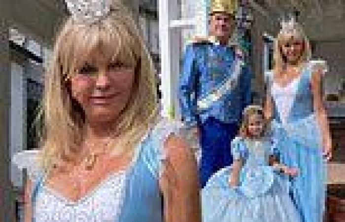 Monday 3 October 2022 04:39 AM Goldie Hawn and granddaughter Rani dress up as Cinderella with Kurt Russell as ... trends now