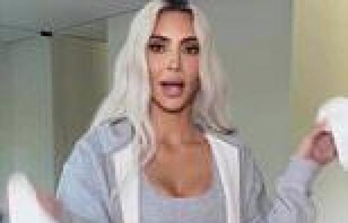 Tuesday 4 October 2022 03:18 PM Kim Kardashian gives surprisingly lengthy tutorial on how to stuff her $89 SKKN ... trends now