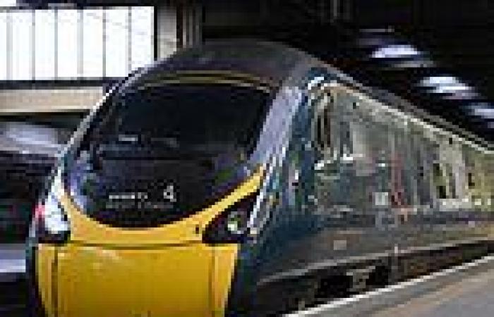 Wednesday 5 October 2022 10:31 PM Rail strikes may go on for months as workers are 'in it for the long haul', ... trends now