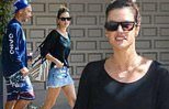 Thursday 6 October 2022 08:07 AM Alessandra Ambrosio puts on leggy display in frayed denim skirt and black shirt trends now