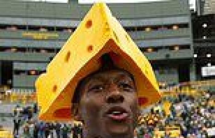 sport news New York Jets rookie Sauce Gardner taunts Green Bay Packers fans with cheesehead trends now