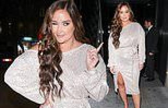 Thursday 10 November 2022 07:26 PM Jacqueline Jossa dazzles in a silver sequinned dress as she continues her 30th ... trends now