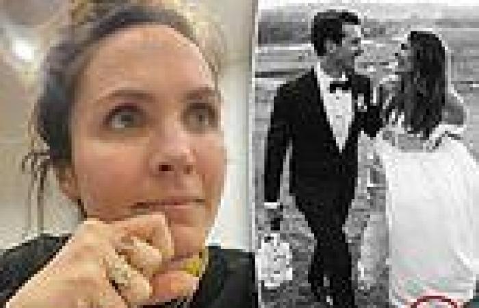 Wednesday 16 November 2022 11:11 PM The Bachelor star Laura Byrne notices odd detail in wedding pictures with Matty ... trends now