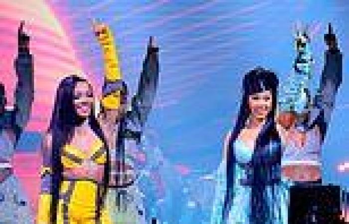 Monday 21 November 2022 04:26 AM AMAs 2022: Cardi B comes out as SURPRISE guest during GloRilla's performance trends now