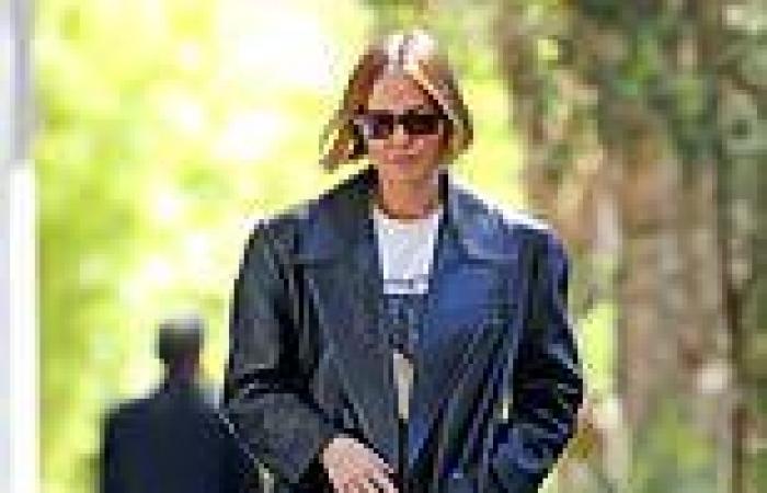 Tuesday 22 November 2022 10:17 PM Matrix moment! Lara Worthington wears a chic long leather coat as she steps out ... trends now