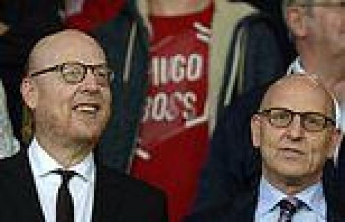 sport news Man United fans joyous as news emerges that the Glazers are exploring options ... trends now