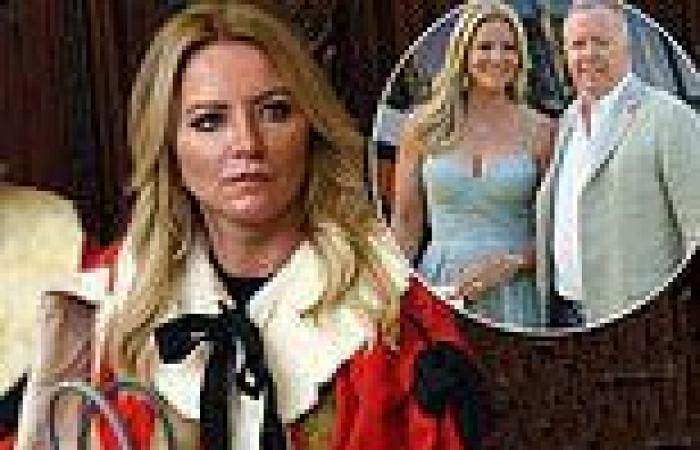 Thursday 24 November 2022 11:29 PM Michelle Mone IS involved in crime probe over £203m PPE contracts, sleaze ... trends now
