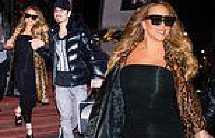 Saturday 26 November 2022 09:50 PM Mariah Carey looks chic in a leopard coat as she grabs dinner with boyfriend ... trends now