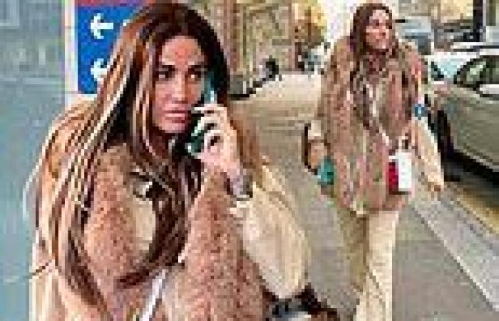 Katie Price is seen for the first time since her ex Carl Woods 'leaked ... trends now
