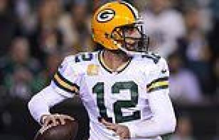 sport news Aaron Rodgers to sit out for the remainder of the season if Green Bay fails to ... trends now