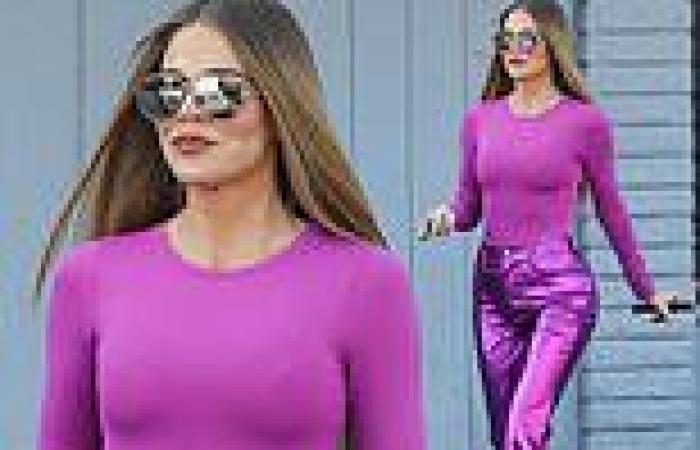 Khloe Kardashian the shrinking violet looks thinner than ever for solo outing ... trends now