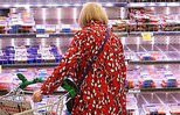 Coffs Harbour woman walks away from Woolworths shopping with $100,000 lottery ... trends now