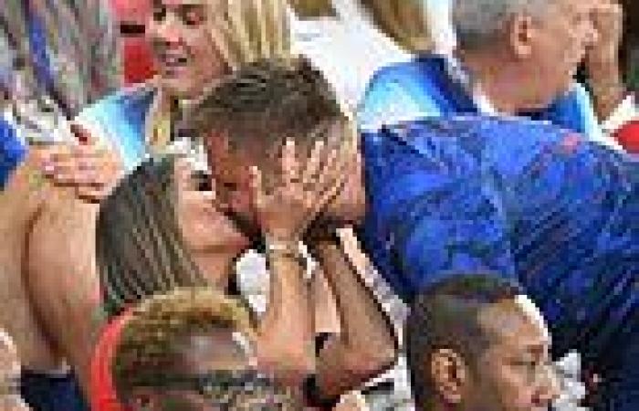 World Cup 2022: Three Lions stars share kisses with their WAGS in the stands ... trends now