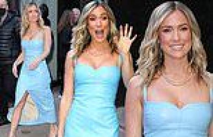 Kristin Cavallari flaunts her toned physique in a baby blue faux leather dress ... trends now