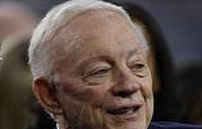 sport news Dallas Cowboys owner Jerry Jones reiterates his desire for free agent Odell ... trends now