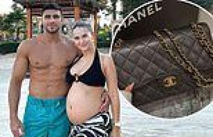 Pregnant Molly-Mae Hague shows off £8,140 Chanel bag given to her as a 'push ... trends now
