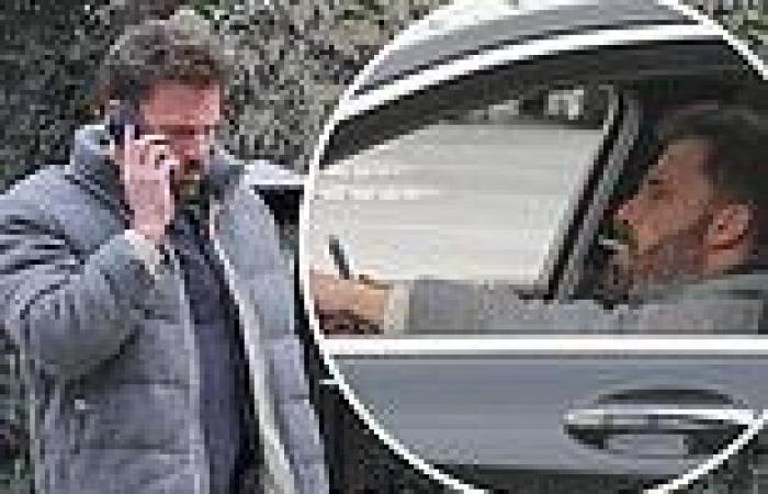 Ben Affleck puffs on a cigarette while heading to Warner Bros Studios in Los ... trends now