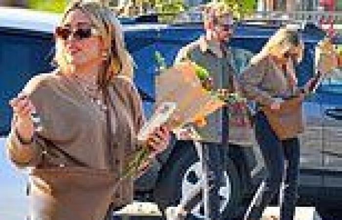Hilary Duff and husband Matthew Koma look casually chic as they step out for ... trends now