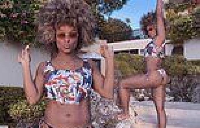 Fleur East flaunts her abs and peachy derrière in a quirky bikini in Barbados trends now