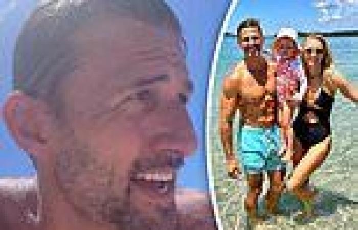The Bachelor star Tim Robards helps save two people from drowning at Bondi Beach trends now