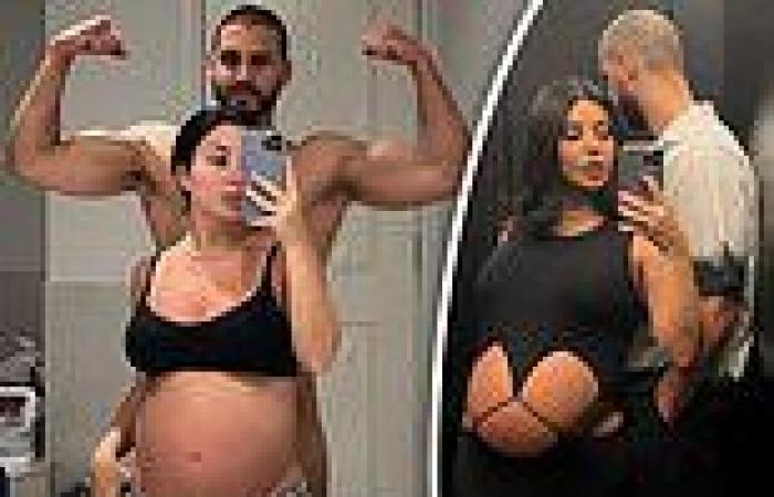 Pregnant MAFS star Martha Kalifatidis is criticised for showing off her bare ... trends now
