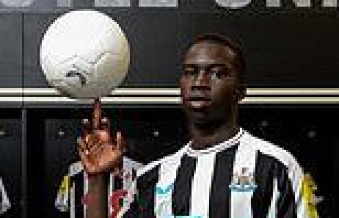 sport news Hearts win the race to sign Aussie wonderkid Garang Kuol on loan from Newcastle trends now