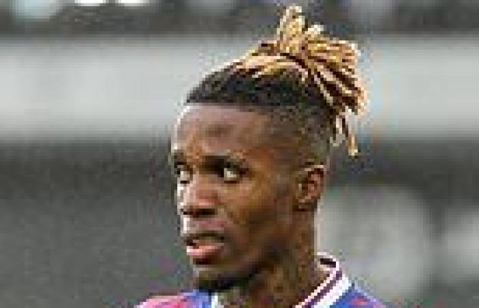 sport news Wilfried Zaha 'eager to stay at Crystal Palace this month' despite Barcelona ... trends now