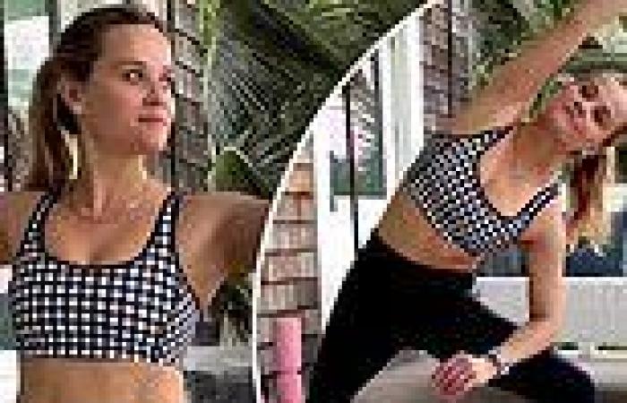 Reese Witherspoon has abs! The star, 46, flaunts her toned tummy trends now