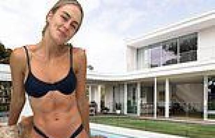 Steph Claire Smith spends $7million on 'Palm Springs' home in Brighton East trends now
