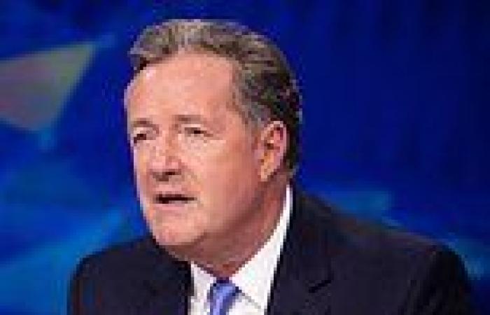 sport news Piers Morgan mocks Manchester United after their defeat to Arsenal trends now