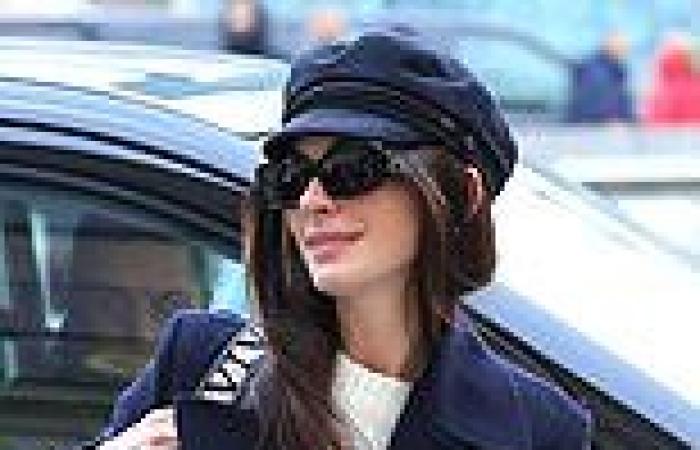 Anne Hathaway nails Parisian chic as she arrives in the French capital for ... trends now