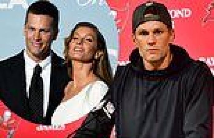 sport news Tom Brady 'lost 15 pounds during the 2022 season' amid Gisele Bundchen divorce ... trends now