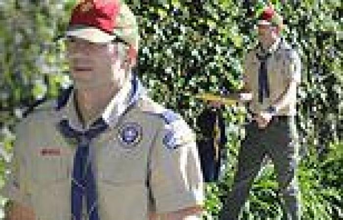 Ashton Kutcher stays prepared while wearing a Boy Scouts of America uniform ... trends now