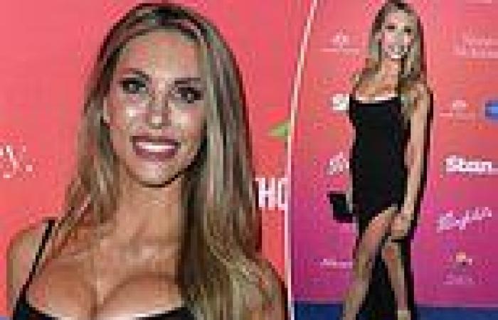 Chloe Lattanzi attends her first red carpet event since death of her mum Olivia ... trends now