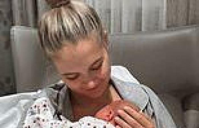 Molly-Mae Hague shares beautiful pictures of her newborn baby girl trends now