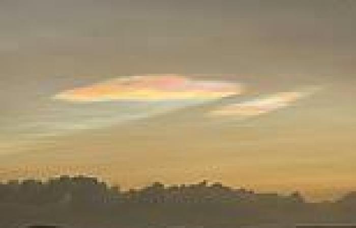 Rare 'mother of pearl' clouds appear in the skies over Scotland trends now