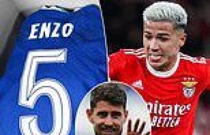 sport news Enzo Fernandez takes Jorginho's shirt at Chelsea following record-breaking ... trends now