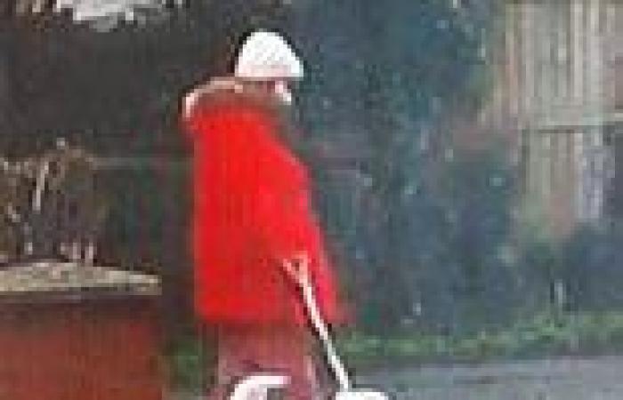 Search for 'woman in red' who may hold key to finding Nicola Bulley trends now
