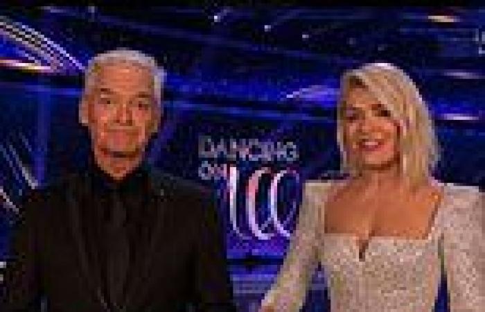 Dancing on Ice fans slam hosts Holly and Phil as they probe Joey Essex AGAIN ... trends now